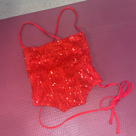 NWT sparkly red crop top super cute - Picture 2 of 11